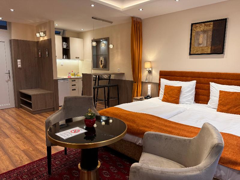 Hotel Charles - Oda