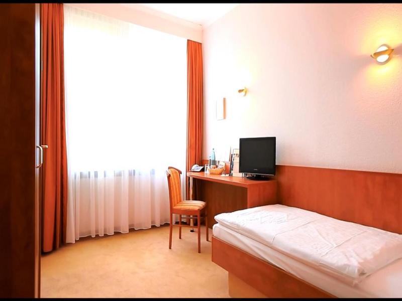 Hotel Royal Elmshorn - Genel