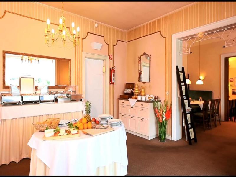 Hotel Royal Elmshorn - Genel