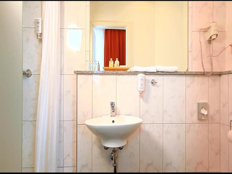 Hotel Royal Elmshorn - Oda