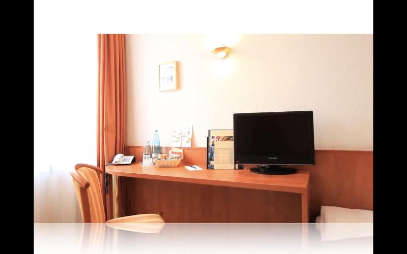 Hotel Royal Elmshorn - Oda
