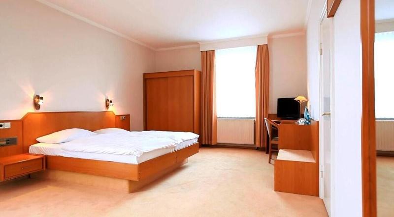 Hotel Royal Elmshorn - Oda