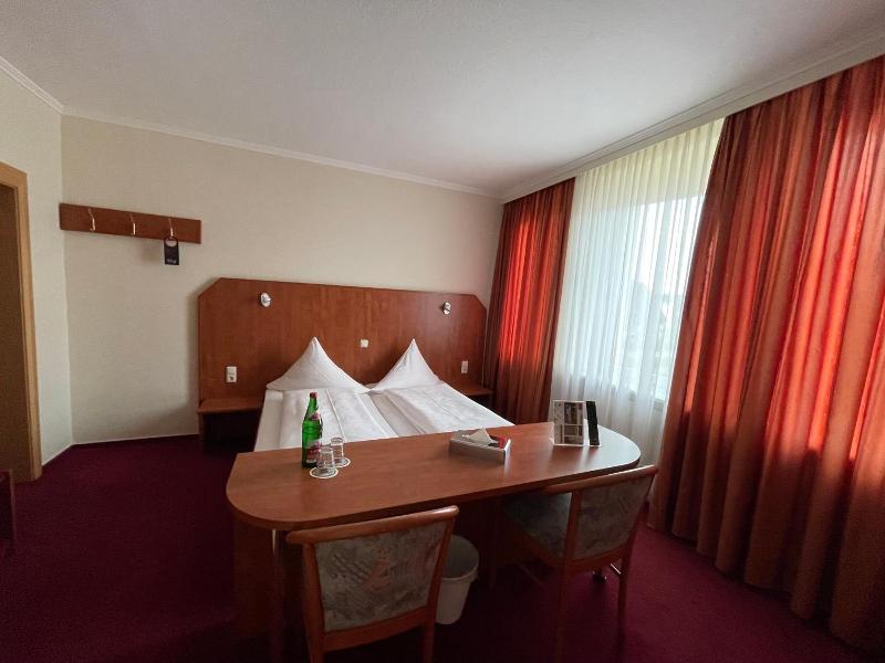 Hotel Royal Elmshorn - Oda