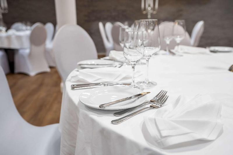 [M]EAT & STAY HOTEL - Toplantı