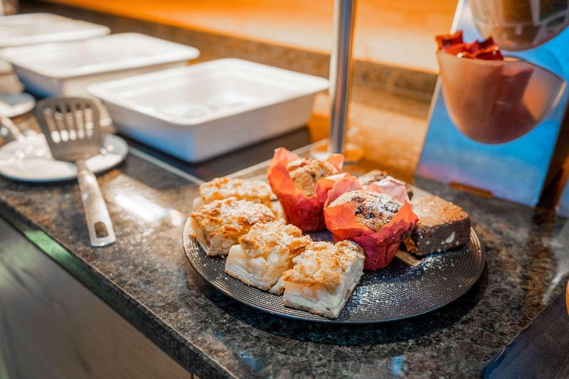 [M]EAT & STAY HOTEL - Restoran