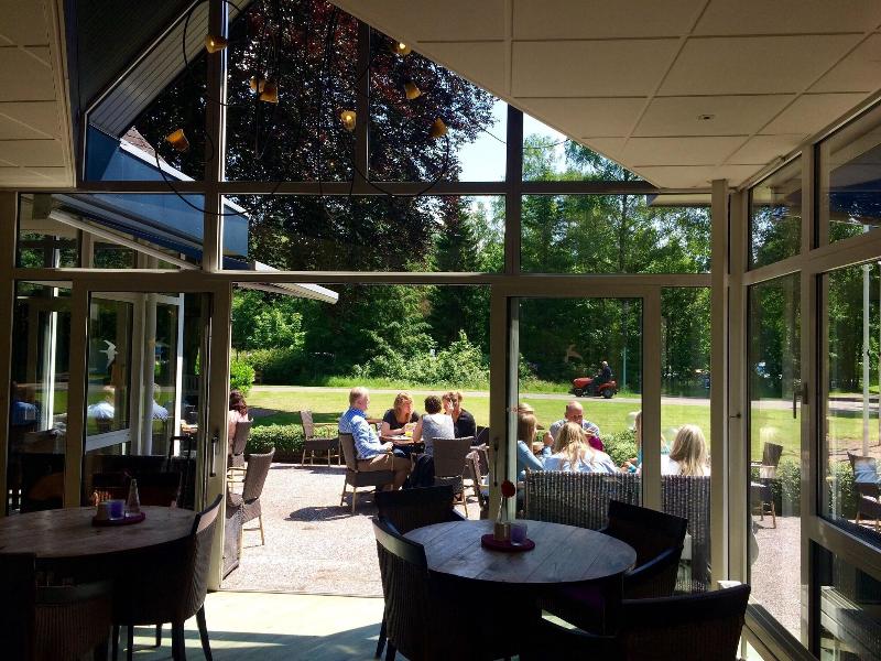 Hampshire Inn   Landgoed Stakenberg - Teras