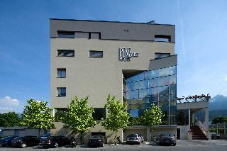 Penz Hotel West otel fotoğrafı