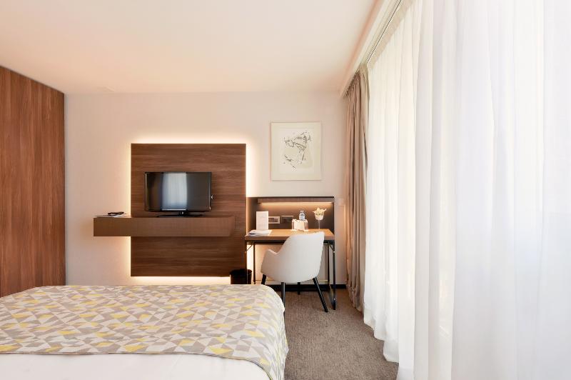 Astra Hotel Vevey - Oda