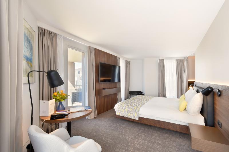 Astra Hotel Vevey - Oda