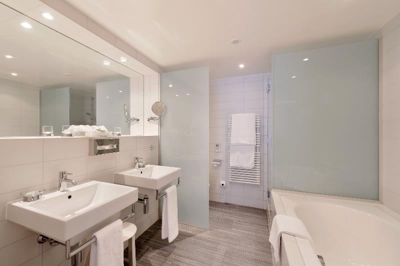 Astra Hotel Vevey - Oda