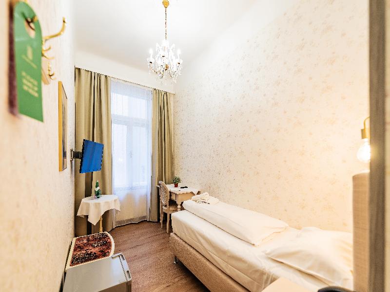 Hotel Pension Baronesse - Oda