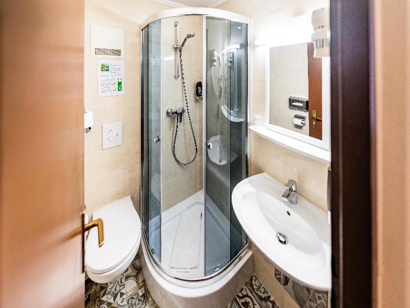 Hotel Pension Baronesse - Oda