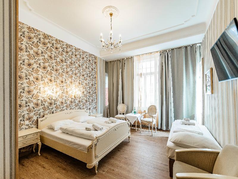 Hotel Pension Baronesse - Oda