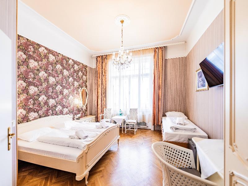 Hotel Pension Baronesse - Oda