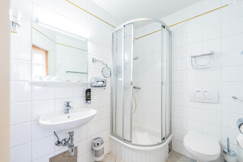 Hotel Pension Baronesse - Oda