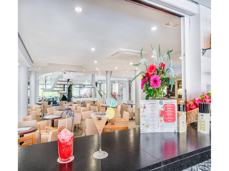 Flora - Bar