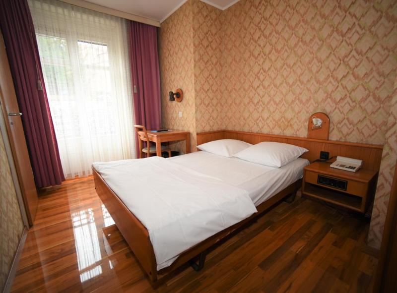 Hotel Limmathof - Oda