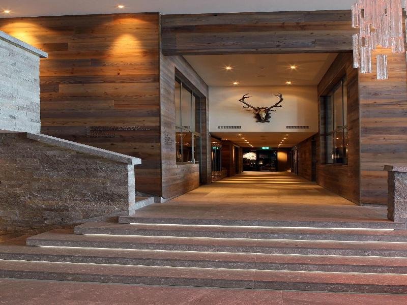 Grischa - DAS Hotel Davos - Lobi