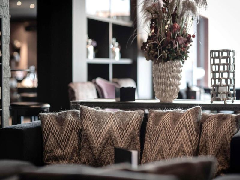 Grischa - DAS Hotel Davos - Lobi