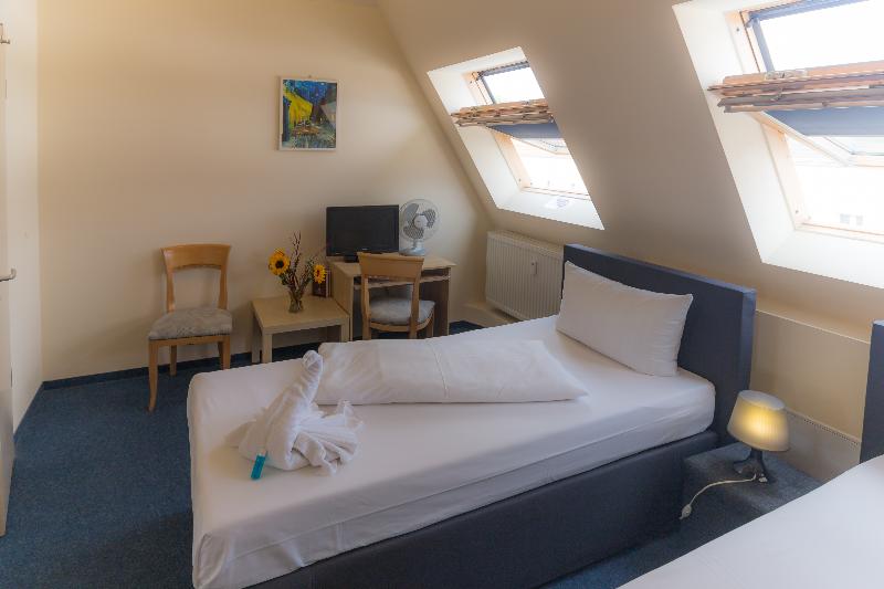 Hotel Comenius - Oda