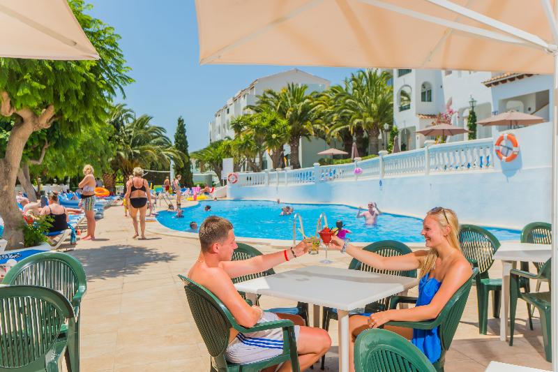 Holiday Center - Bar
