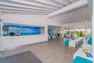 Holiday Center fotoÄŸrafÄ±