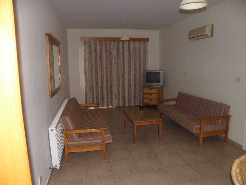 Valana Hotel Apartments - Genel