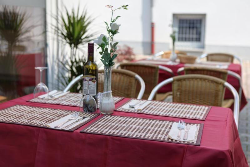 Garni Hotel Rodelheimer Hof - Genel