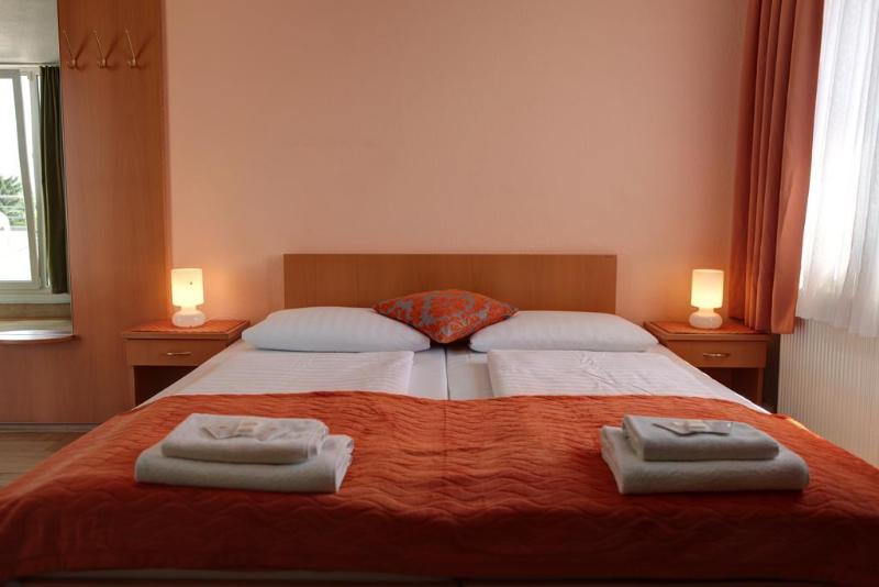 Garni Hotel Rodelheimer Hof - Genel
