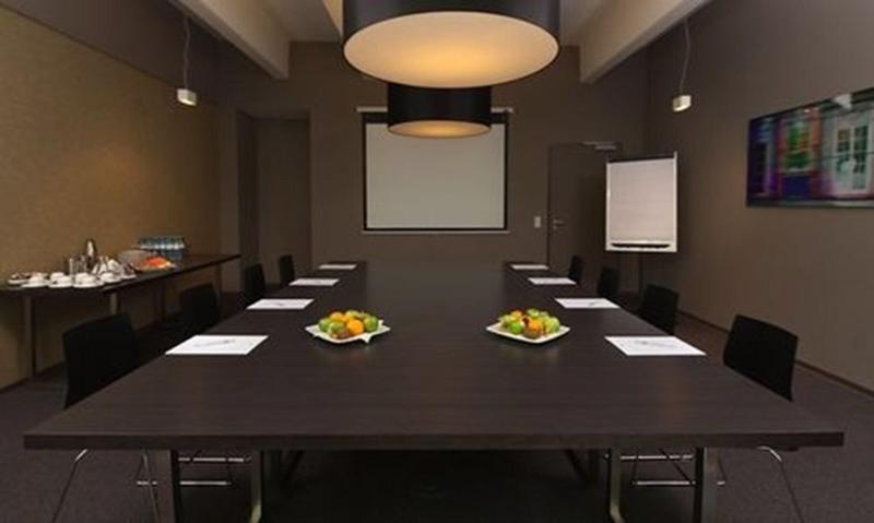 Aspria Spa + Sporting Club +Hotel - Toplantı