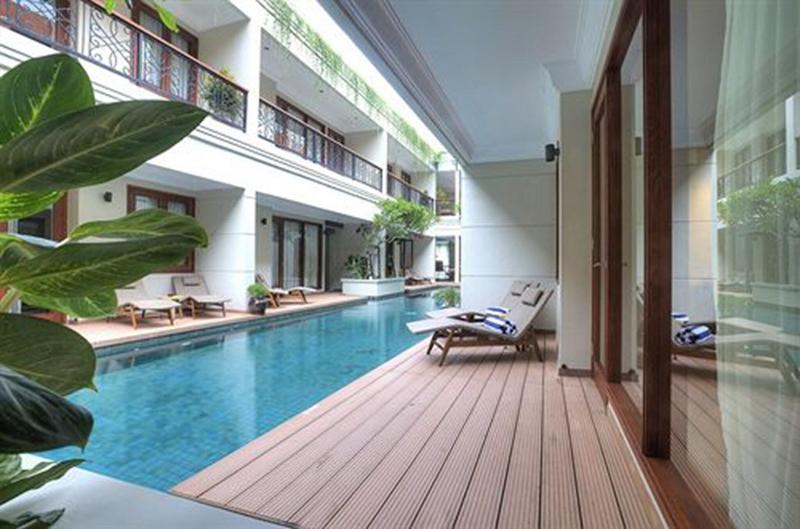 Seminyak Lagoon All Suites Hotel - Havuz