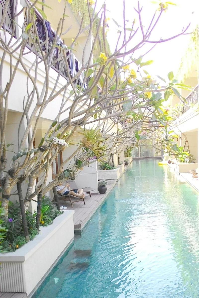 Seminyak Lagoon All Suites Hotel - Havuz