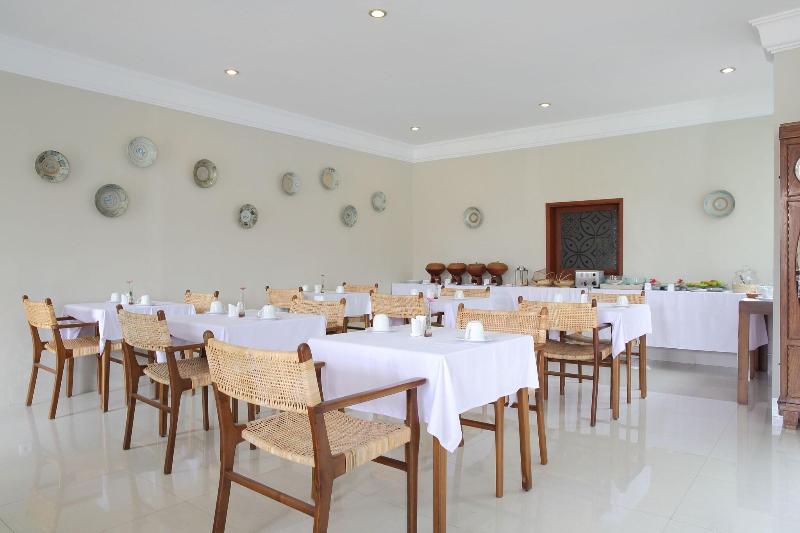 Seminyak Lagoon All Suites Hotel - Restoran