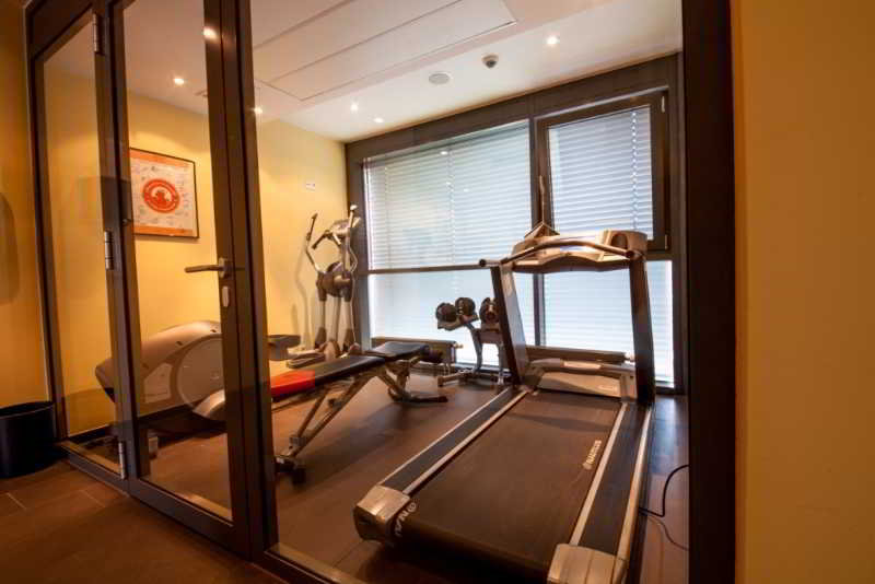 Novina Tillypark Hotel fotoÄŸrafÄ±