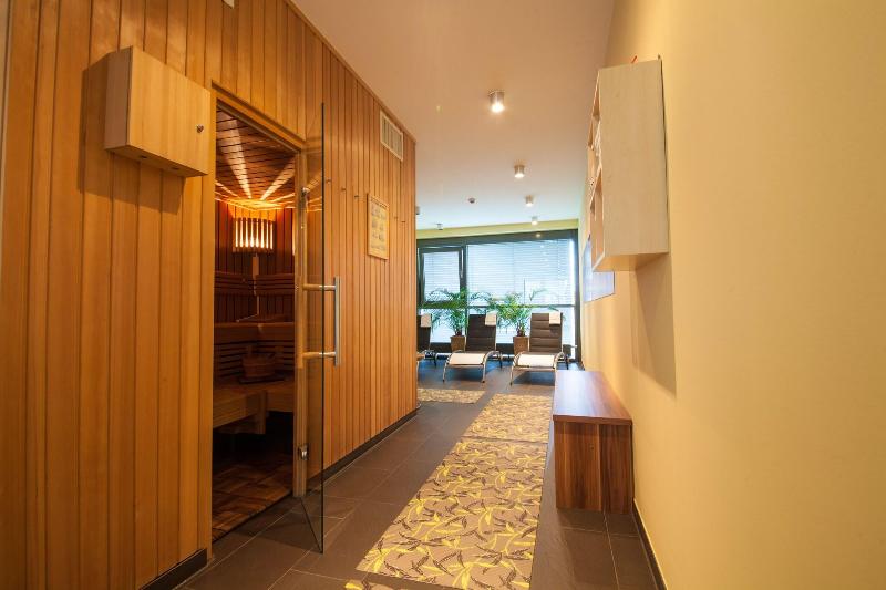 Novina Tillypark Hotel - Aktivite