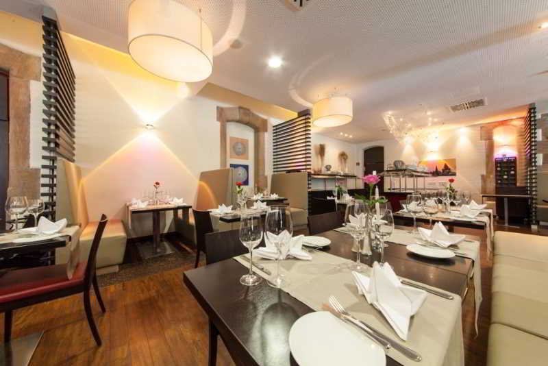 Novina Tillypark Hotel fotoÄŸrafÄ±
