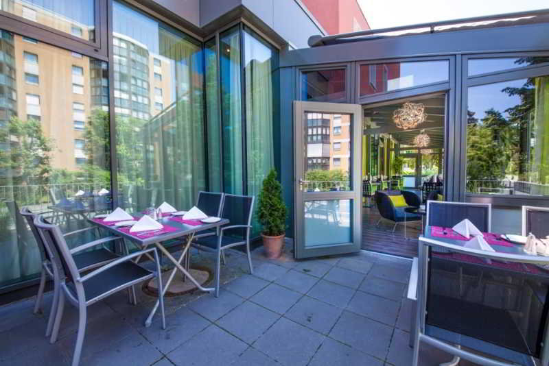Novina Tillypark Hotel fotoÄŸrafÄ±