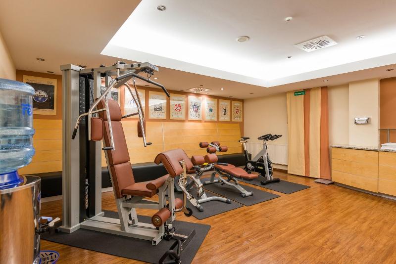 Novina Sudwestpark Hotel - Aktivite