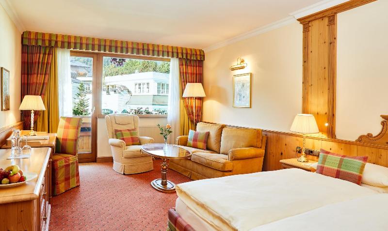 Hotel Salzburgerhof - Oda
