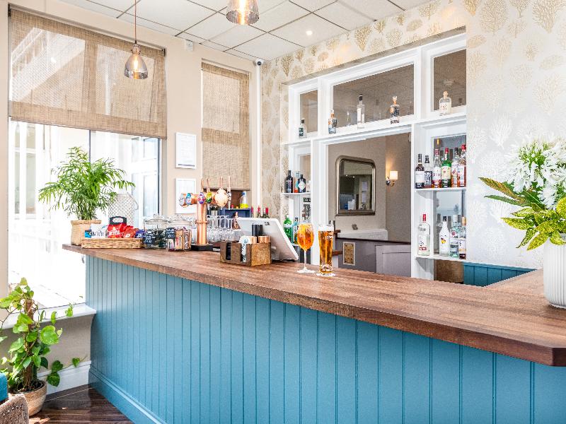 Ommaroo Hotel - Bar