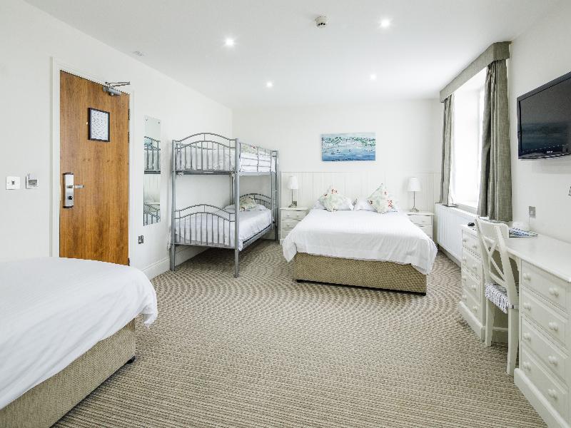 Ommaroo Hotel - Oda