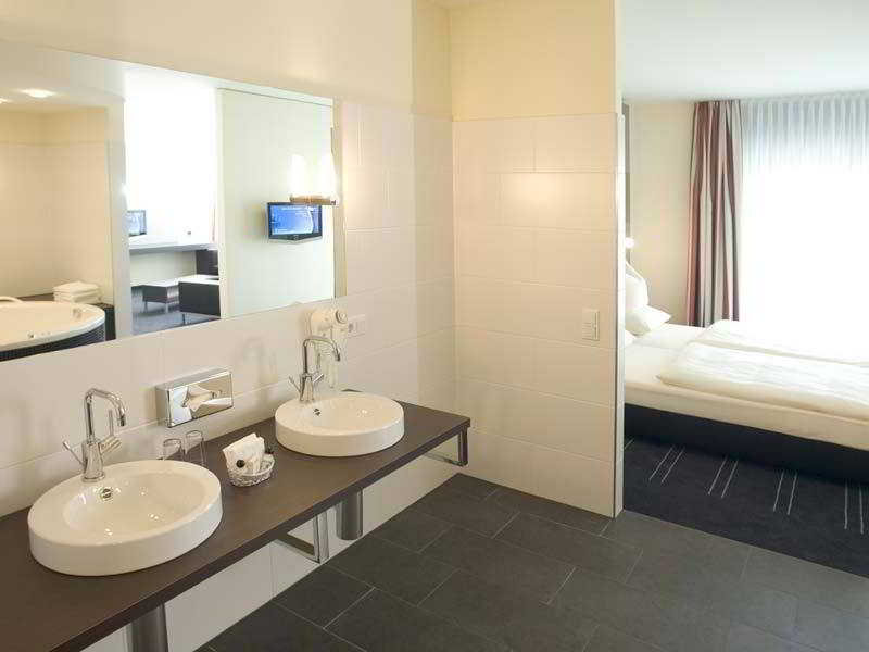 Novina Hotel Herzogenaurach Herzo-Base fotoÄŸrafÄ±