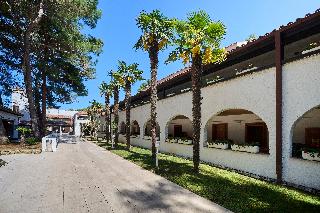 Village Galijot Plava Laguna
