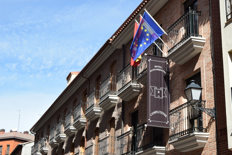 Complutense - Genel