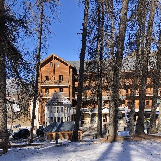 Adonis Valberg otel fotoğrafı