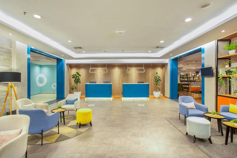 THE BnB Jakarta Kelapa Gading - Lobi