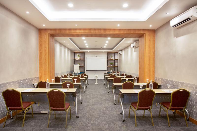 THE BnB Jakarta Kelapa Gading - Toplantı
