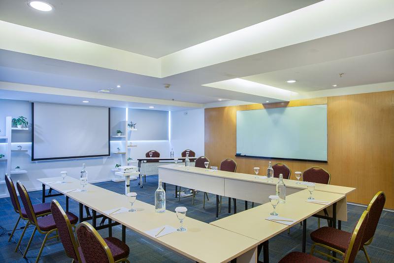 THE BnB Jakarta Kelapa Gading - Toplantı