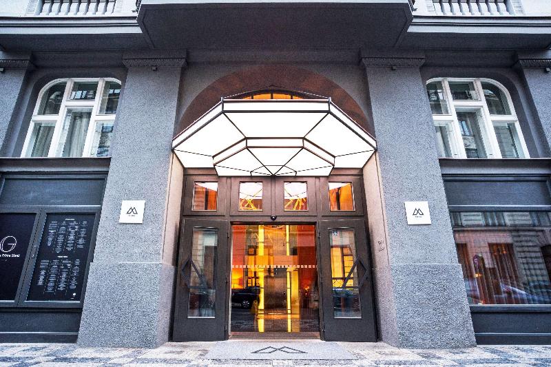 The Emblem Hotel - Genel