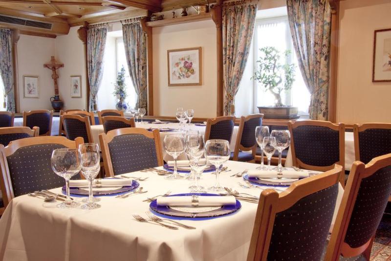 Hotel Am Schlosspark Zum Kurfurst - Genel